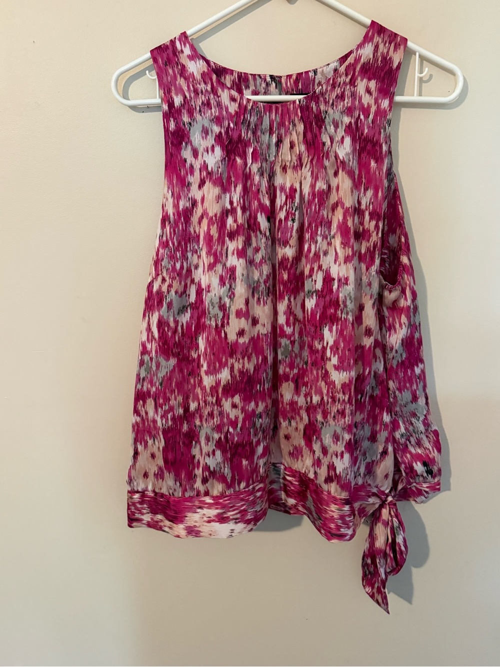 Apt. 9 Pink and White Printed Tie-Hem Sleeveless Blouse
